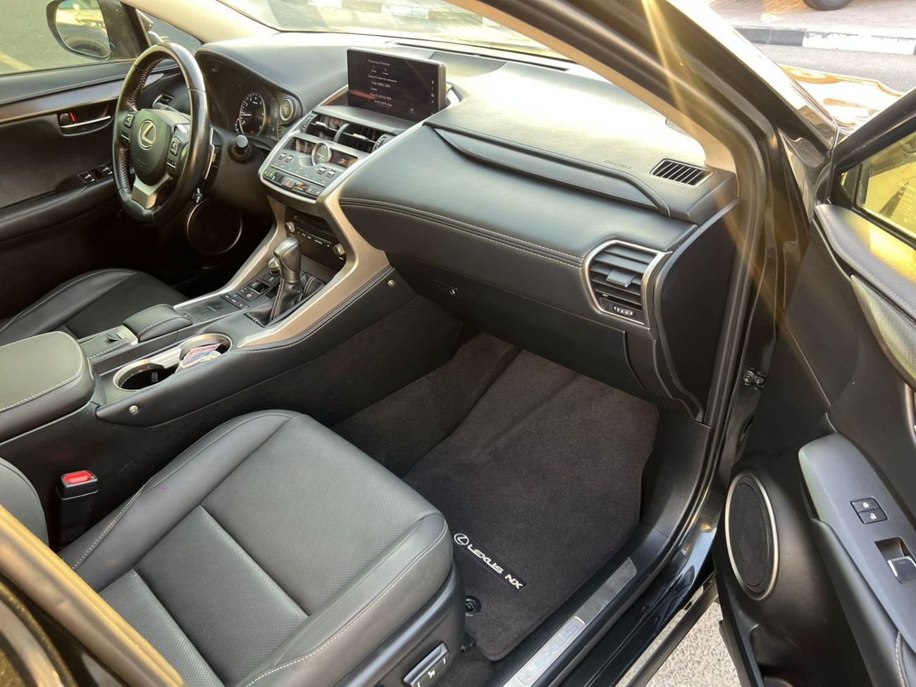 Lexus NX300 2020 Lexus NX300T Turbo Full Option Sewell Edition - 2.0L V4 - AWD 4x4 - 360* 5 CAM - Radar & Sensor