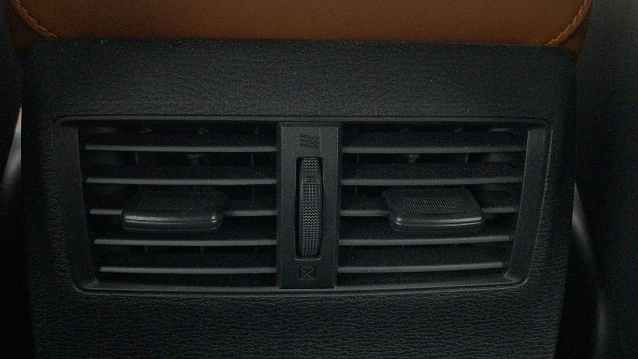 ميتسوبيشي آوتلاندر PREMIUM LAUNCH EDITION 2.5 | بدون دفعة مقدمة | اختبار القيادة في المنزل