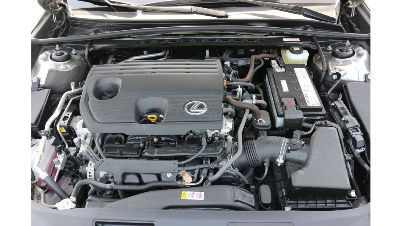 لكزس ES 250 اكسيلنس بلس لكزس اي اس 250 حليجي موديل 2022 زيروا فل اوبشن