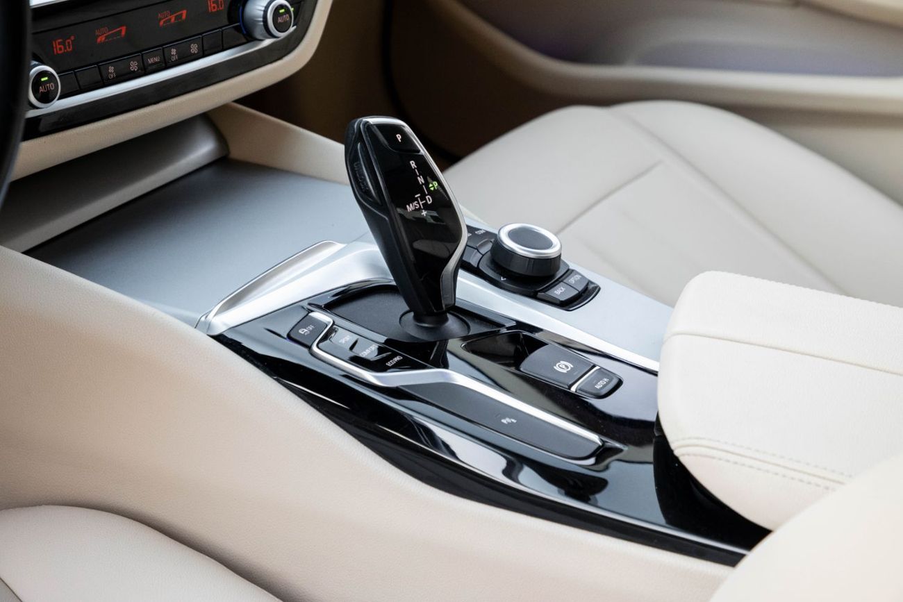 BMW 520i | 1,763 P.M | 0% Downpayment | Under Warranty!