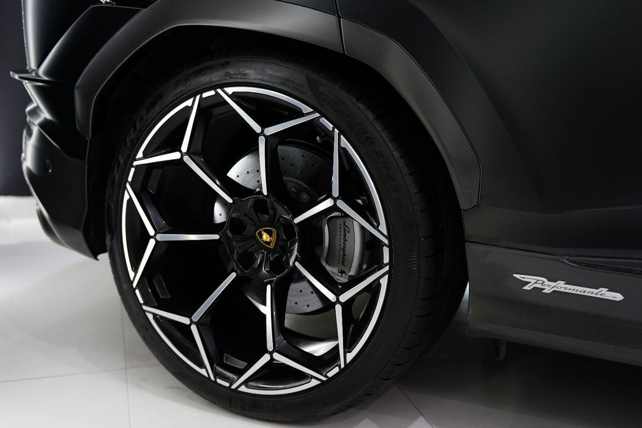 لامبورغيني اوروس PERFORMANTE PERFORMANTE