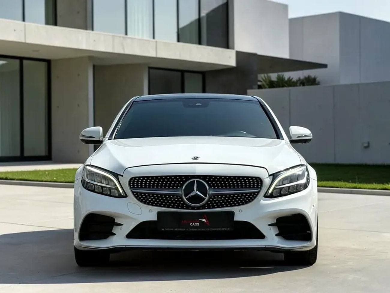 مرسيدس بنز C 200 AED 1,360 P.M | 0% DOWN PAYMENT | MERCEDES-BENZ C200 | 2020 | GCC SPECS