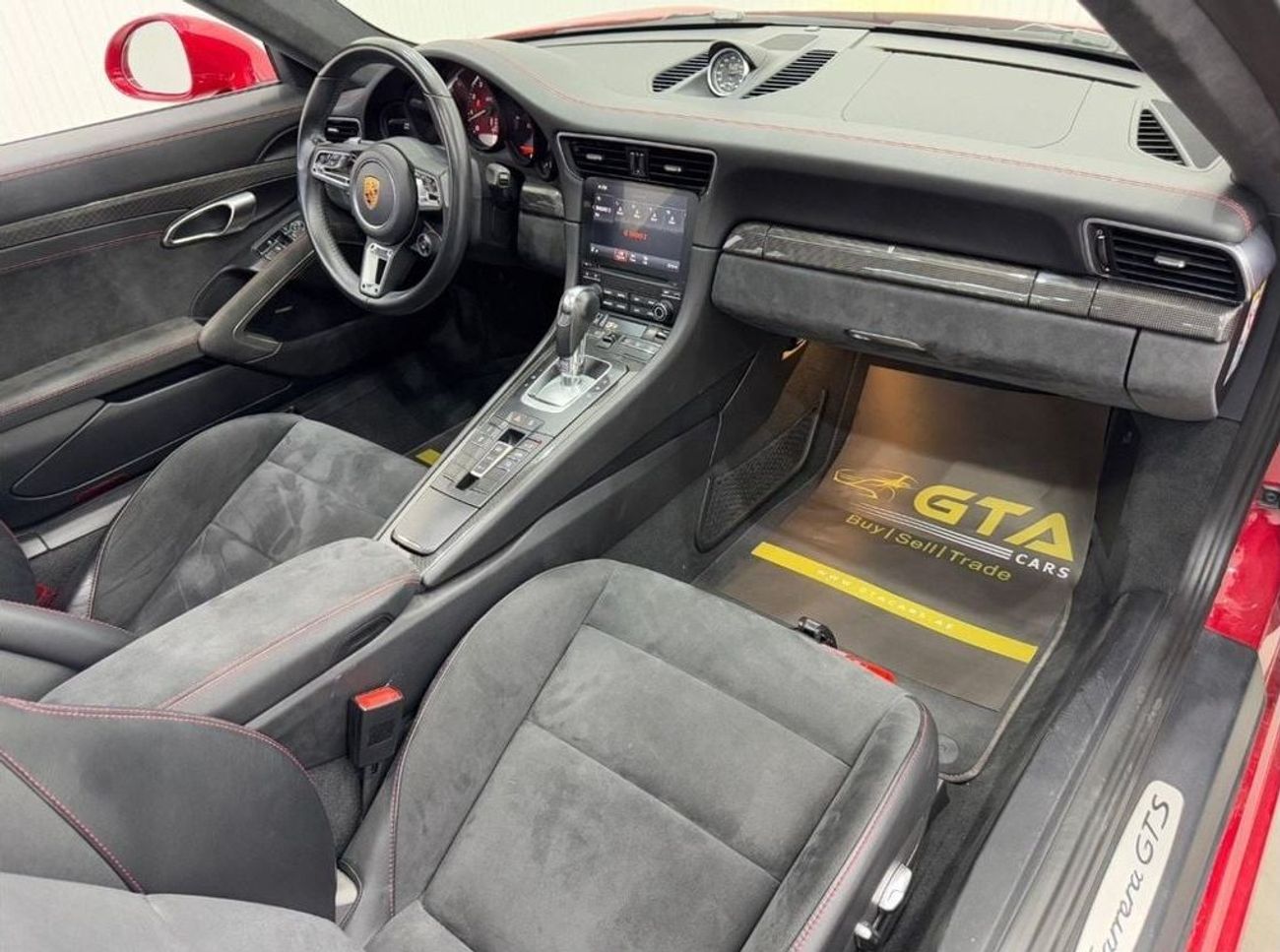 بورش 911 Carrera 4GTS 3.0L (450 HP) Coupe