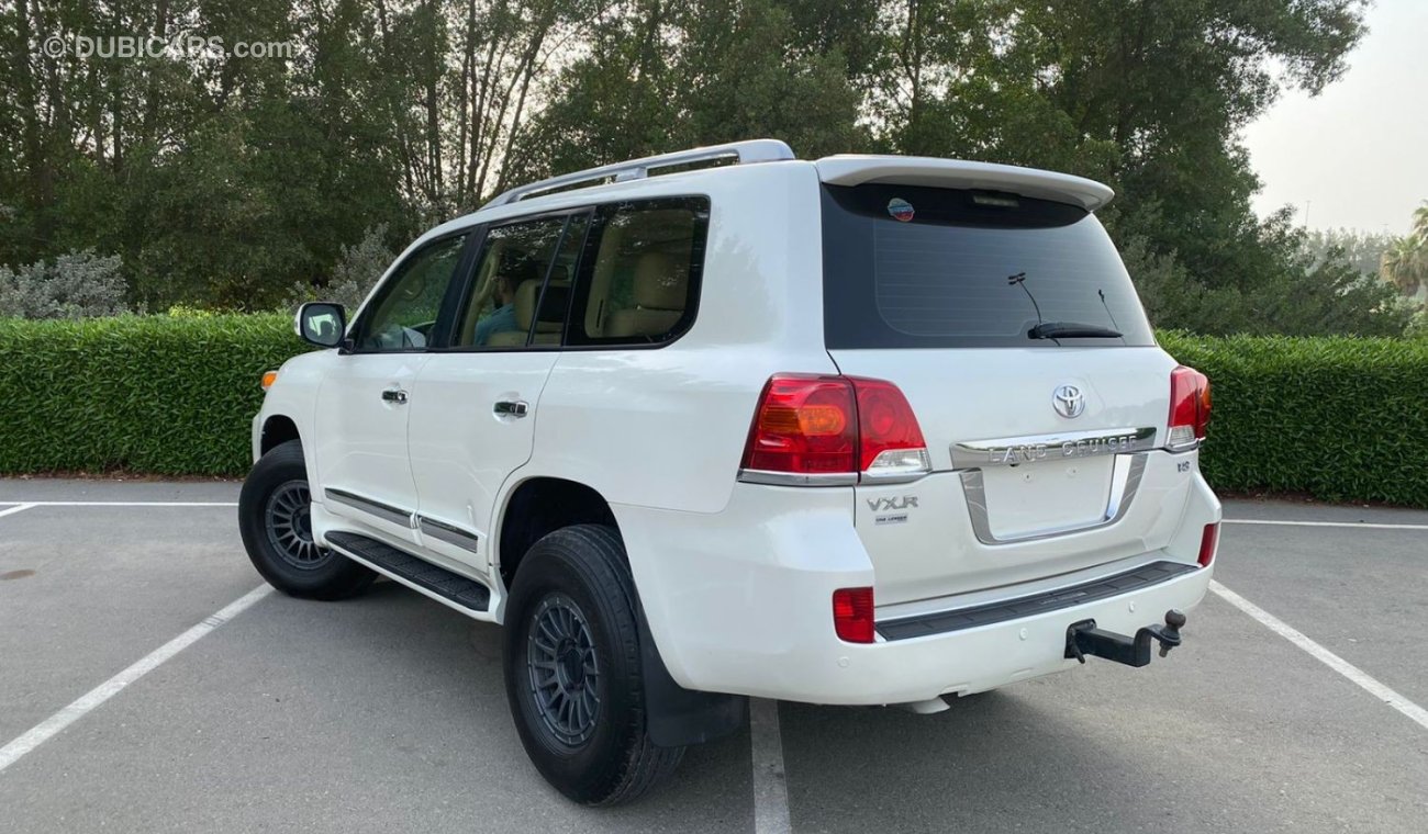 Toyota Land Cruiser VXR