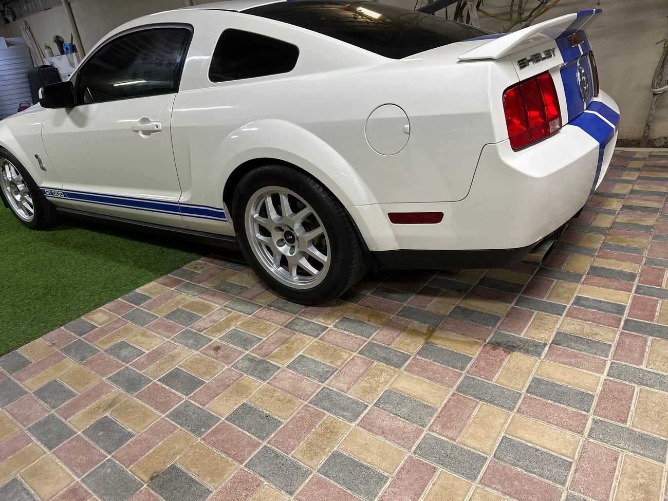 Ford F 150 mustang shelby