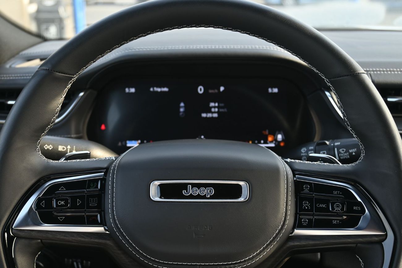 جيب جراند شيروكي 2024 JEEP Grand Cherokee Overland 3.6L V6 4WD Petrol