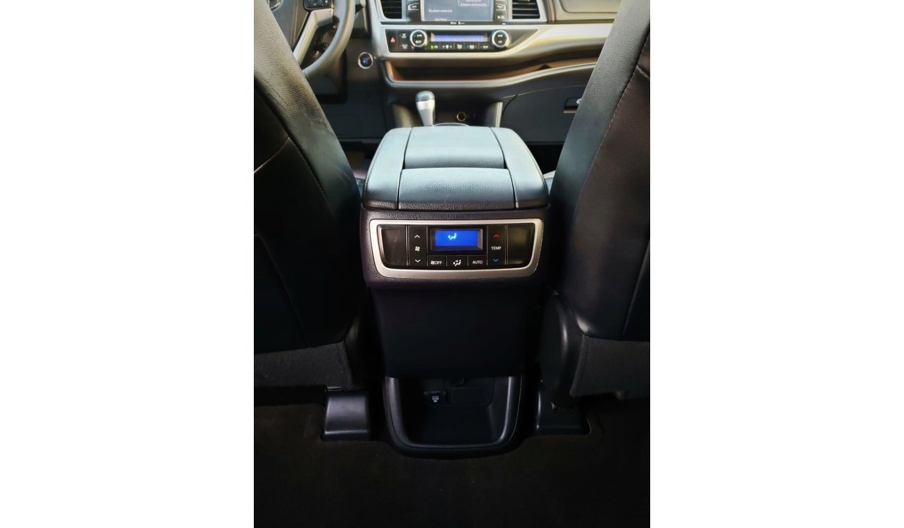 Toyota Highlander FULL OPTION