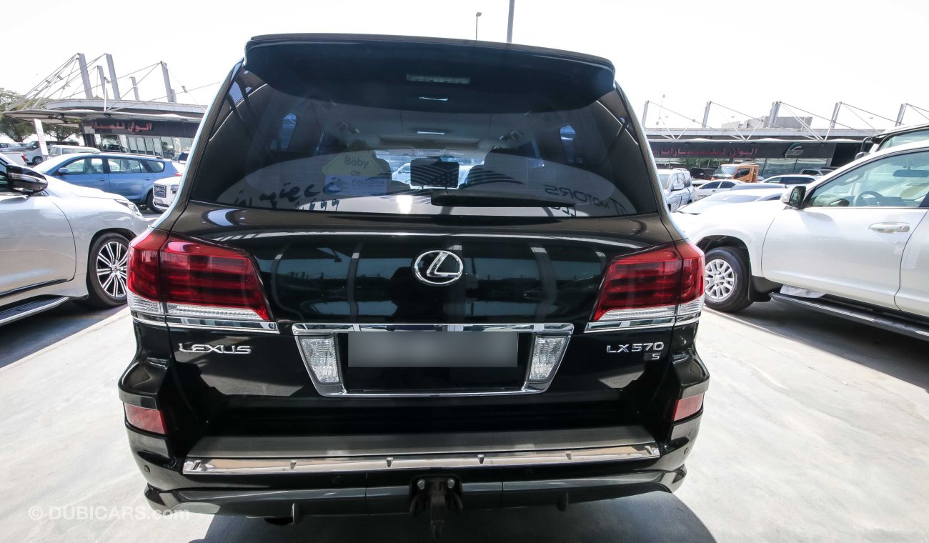 Lexus LX570 S