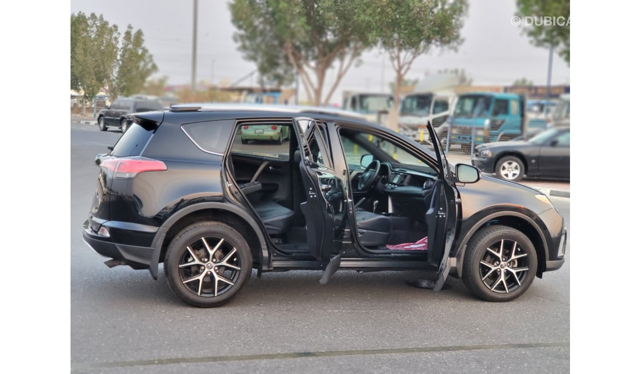 تويوتا راف ٤ TOYOTA RAV4 SE FULL OPTION