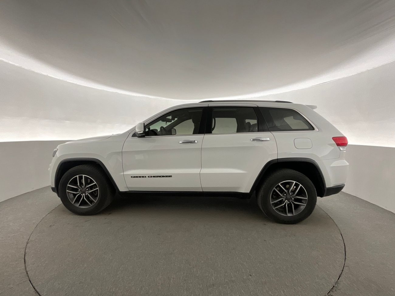 Ford Everest XLT | Guaranteed Warranty | 0 Down Payment