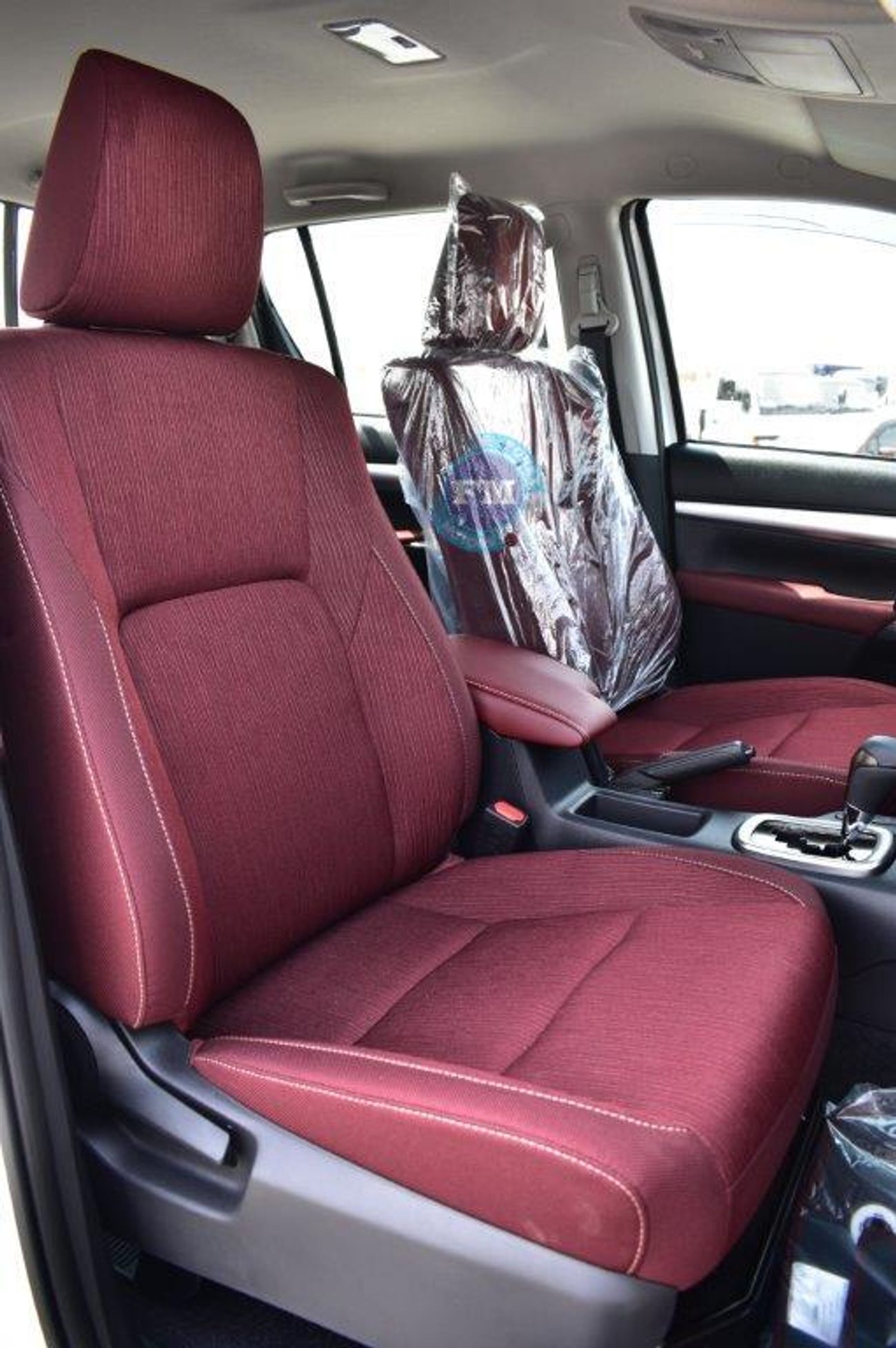 Toyota Hilux Double Cab Pickup GLXS-V 2.4L Diesel 4WD 5 Seater Automatic