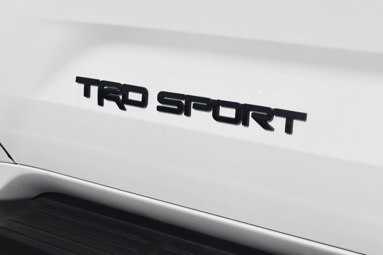 تويوتا سيكويا SEQUOIA 3.5L  SR5 TRD OFF ROAD