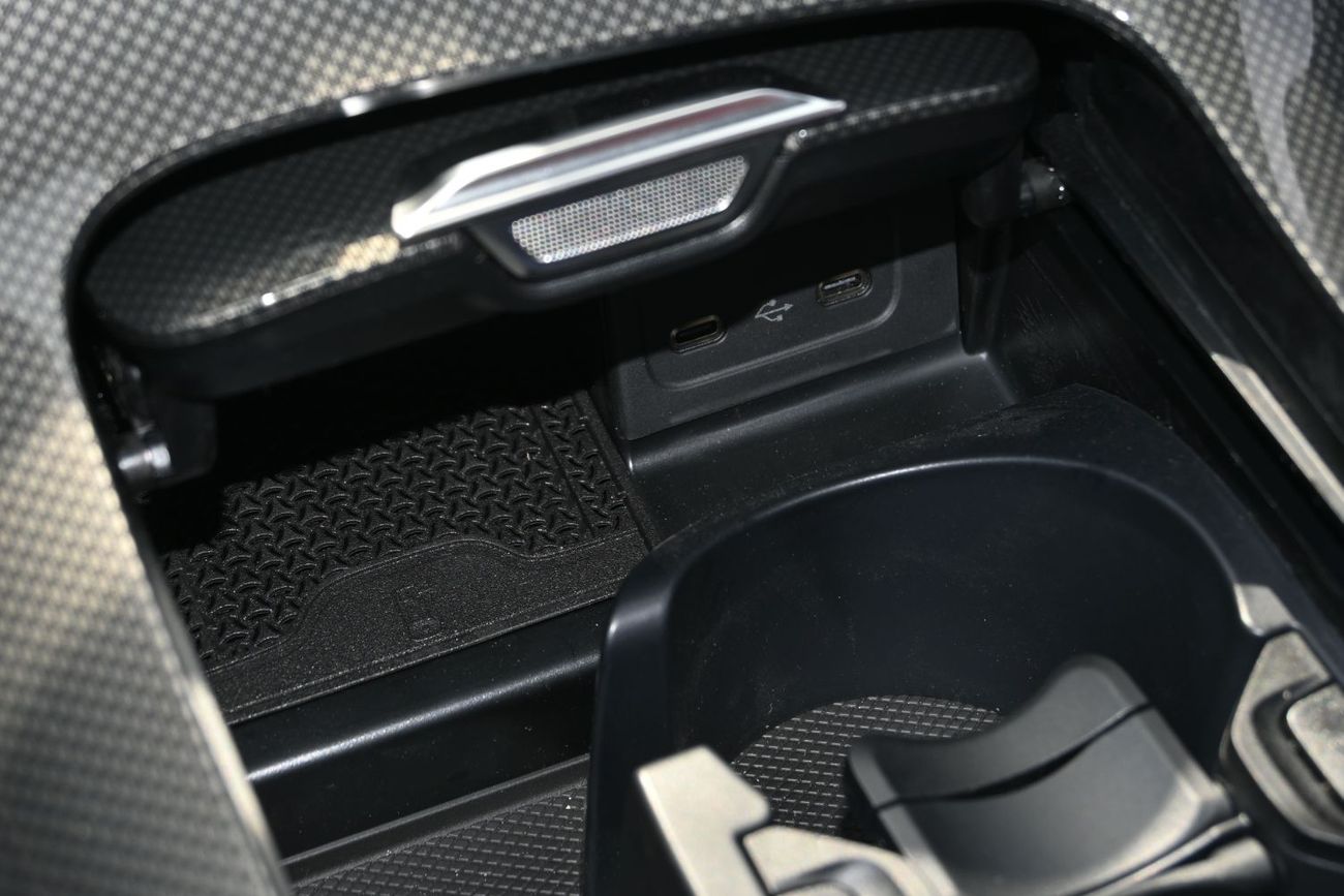 مرسيدس بنز كوبيه CLE 53 AMG Mercedes-AMG CLE 53 Coupé 4MATIC+ 3.0L Inline-6 Turbo with Mild-Hybrid