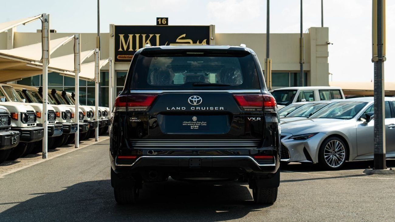 Toyota Land Cruiser VXR 3.5 TT || 2026