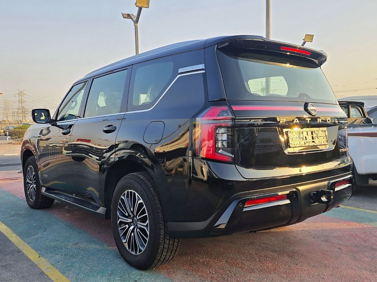 Nissan Patrol LE TITANIUM Nissan Patrol LE Titanium 3.5l twin turbo A/T 4WD SUV GCC Black Color With Compressor 2026 Model