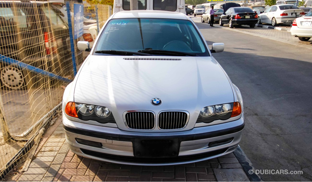 BMW 323 I