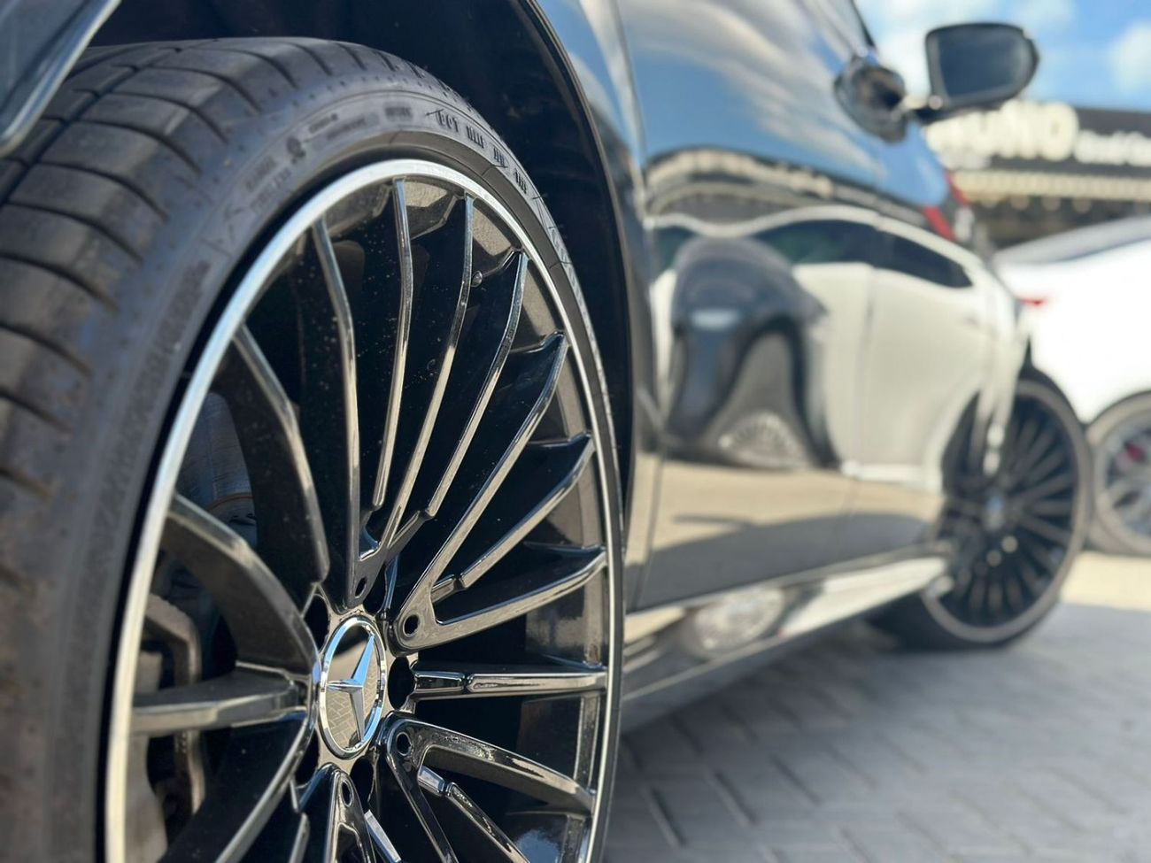 Mercedes-Benz E 350 MERCEDS E 350 2023 4MATIC AMG