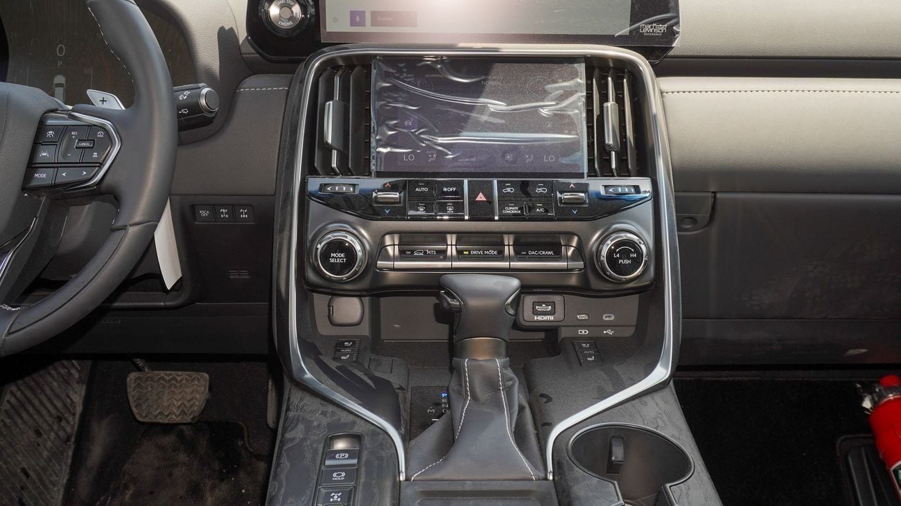 Lexus LX600 OVERTRAIL 3.5L V6
