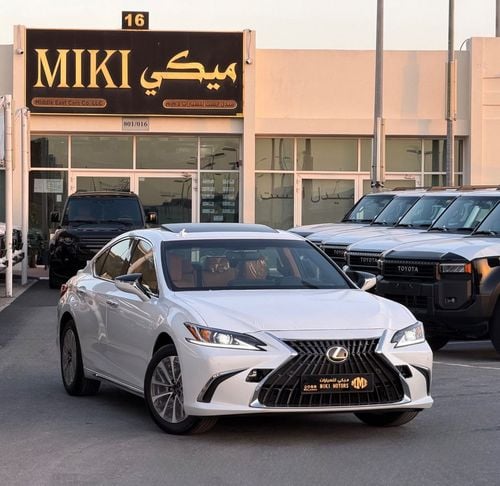 لكزس ES300h Lexus ES 300H || 2025