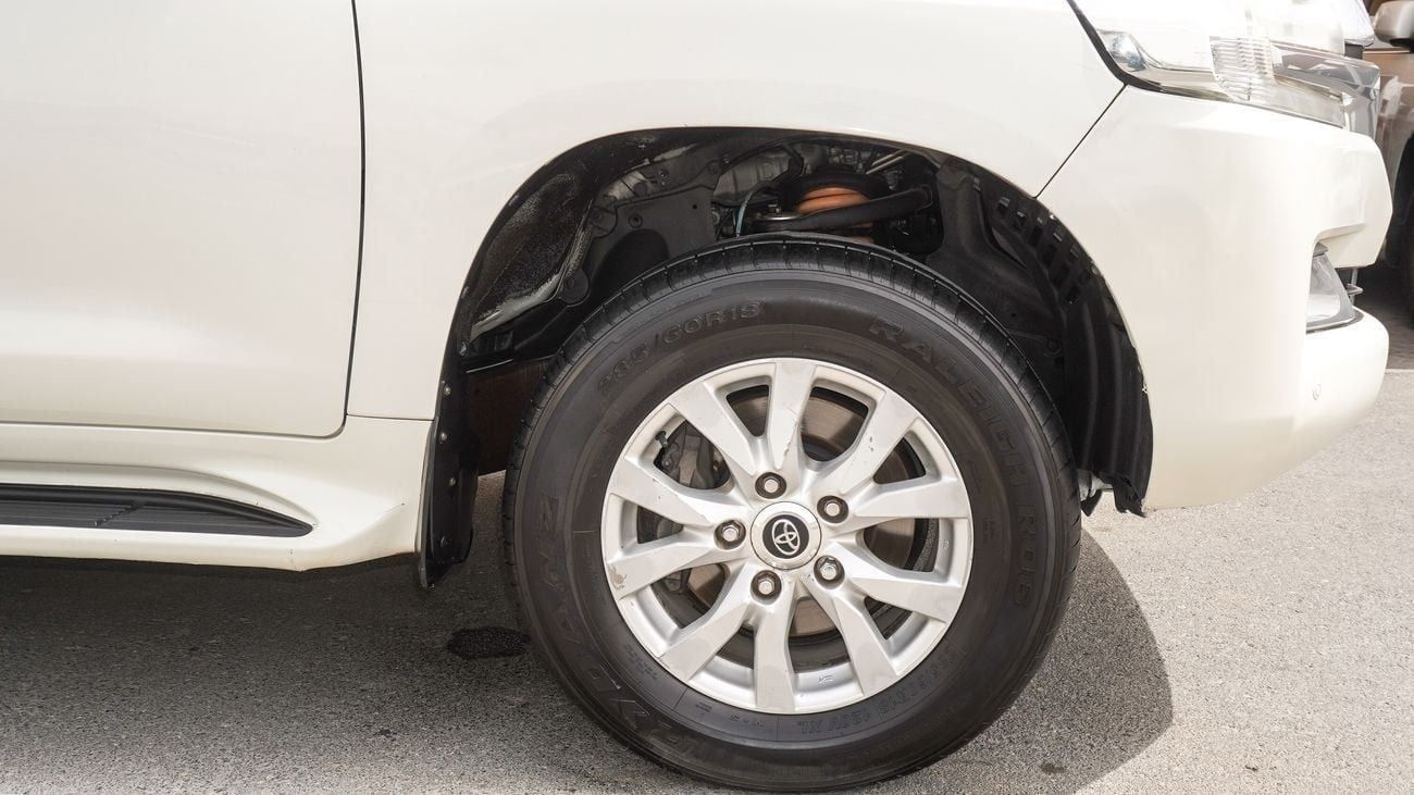 Toyota Land Cruiser EXR V6