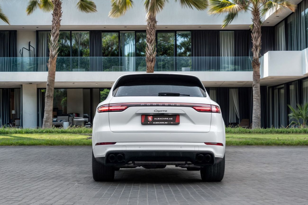 Porsche Cayenne 5,484 P.M | 0% Downpayment | CAYENNE PLATINUM | LOW MILEAGE!