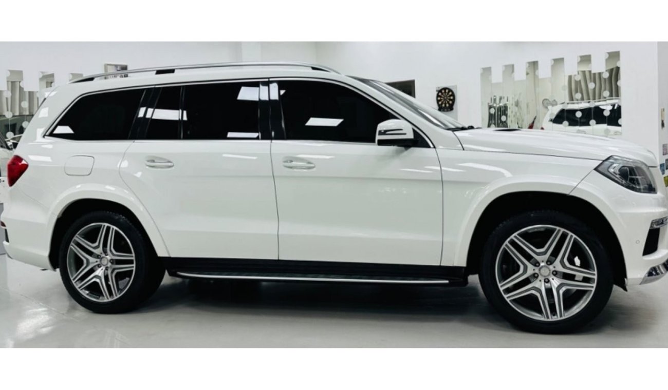 Mercedes-Benz GL 500 Std GCC .. Perfect Condition .. AMG .. V8 .. Full Options