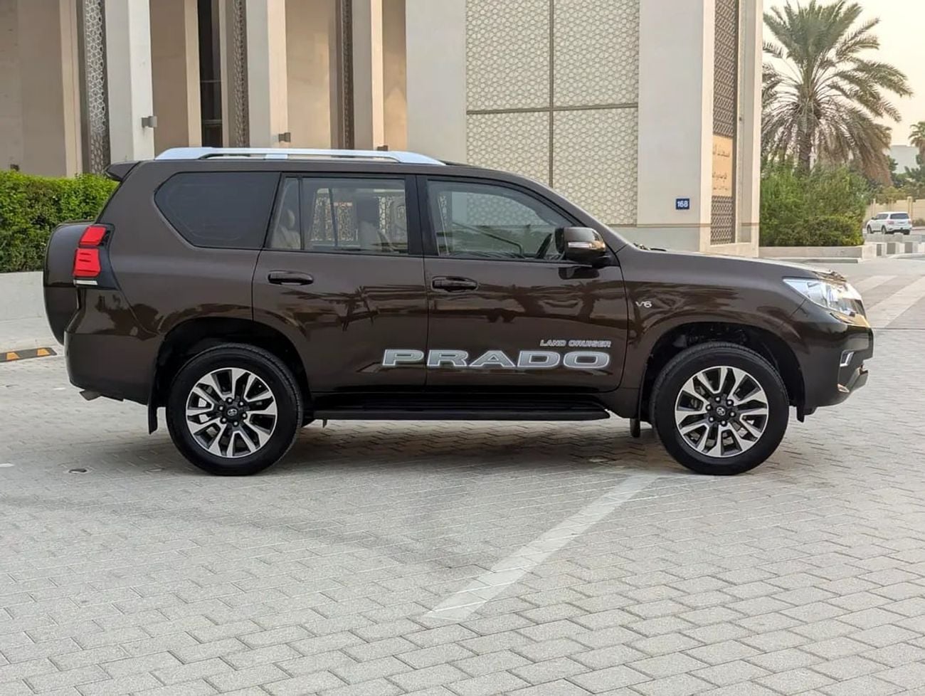 Toyota Prado TX-L Top full Option V6 4.0L Excellent Condition