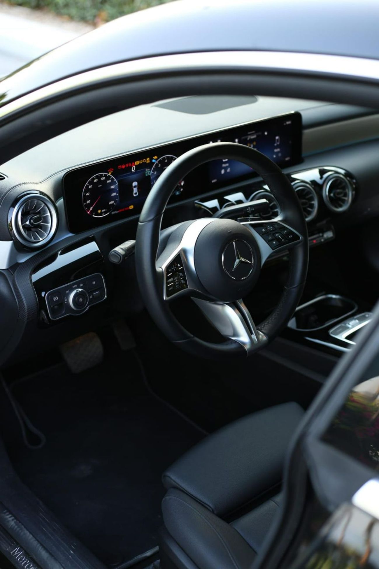 Mercedes-Benz CLA 250 Mercedes Benz CLA 250 2025 MODEL