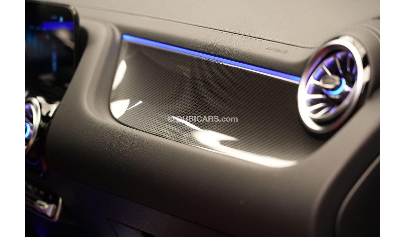 مرسيدس بنز GLA 35 AMG ✔ Panoramic Roof ✔ Night Package ✔ Front Projector