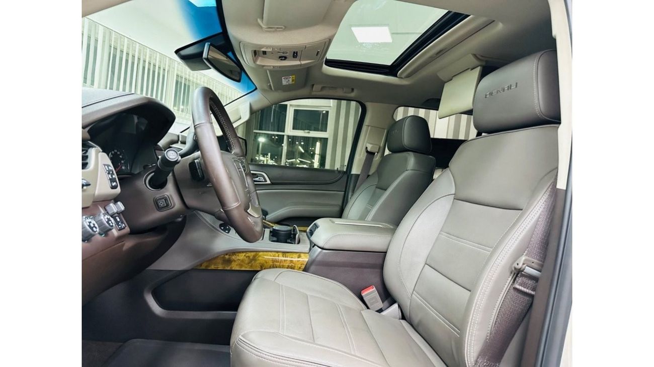 GMC Yukon Denali GCC .. Original Paint .. 6,2L .. Perfect Condition .. Full Options .