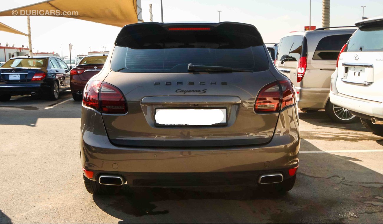 Porsche Cayenne S