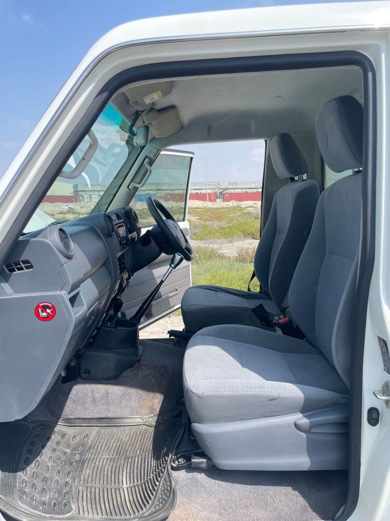 تويوتا لاند كروزر بيك آب RIGHT HAND VEHICLE ONLY FOR EXPORT 4.5 LITER