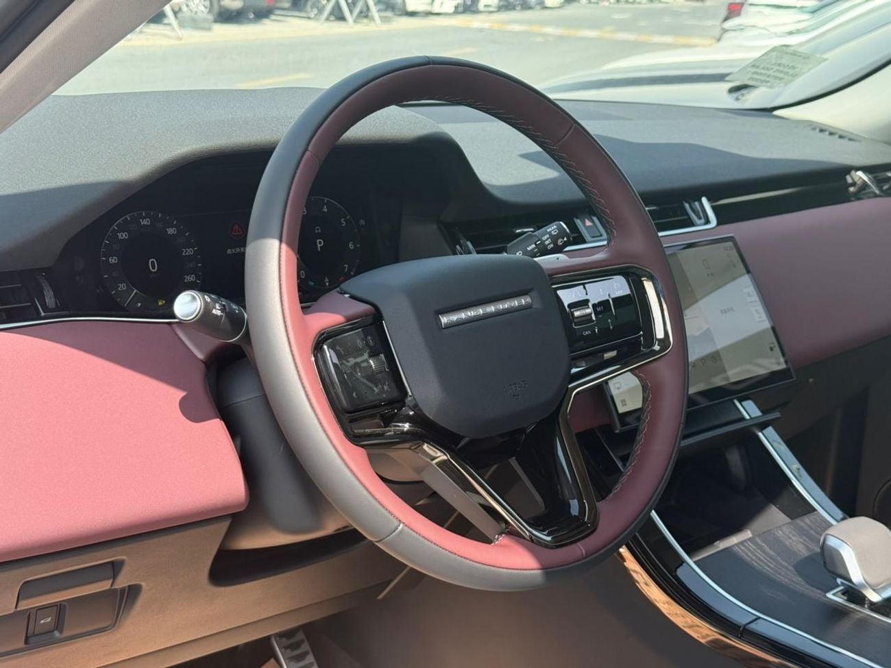 لاند روفر رانج روفر إيفوك Dynamic SE P200 2.0L