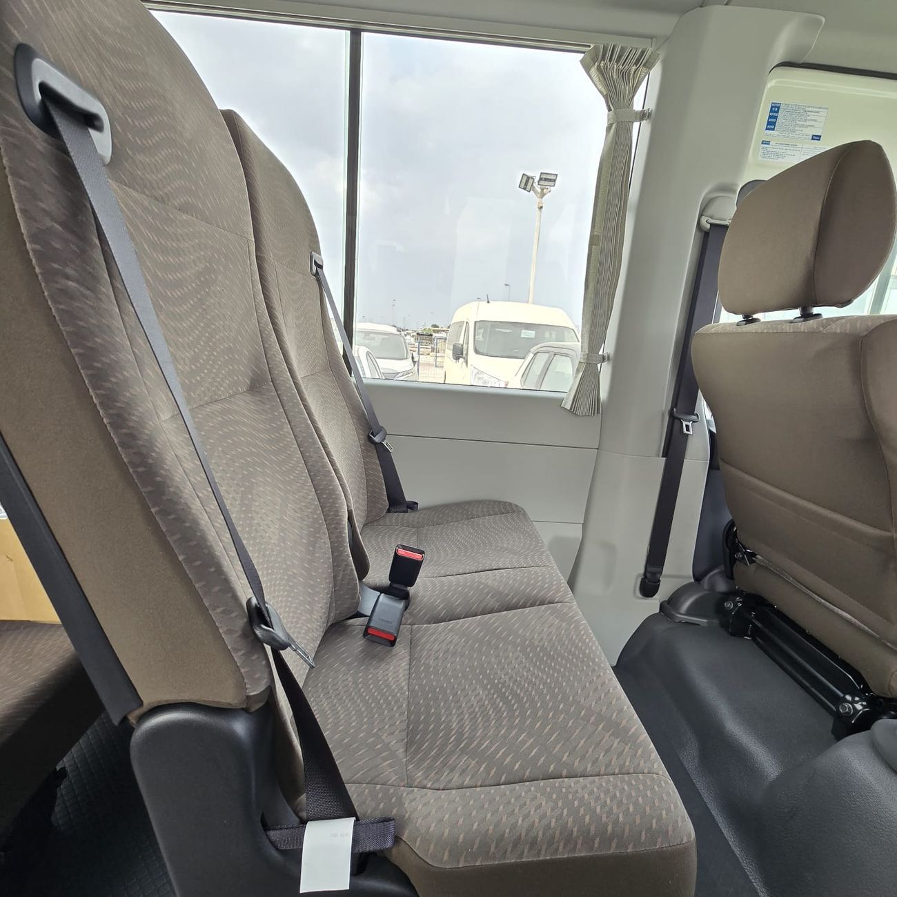 Toyota Coaster TOYOTA COASTER FULL OPTION 2.8 L DIESEL 2025 MODEL AUTOMATIC TRANSMISSION