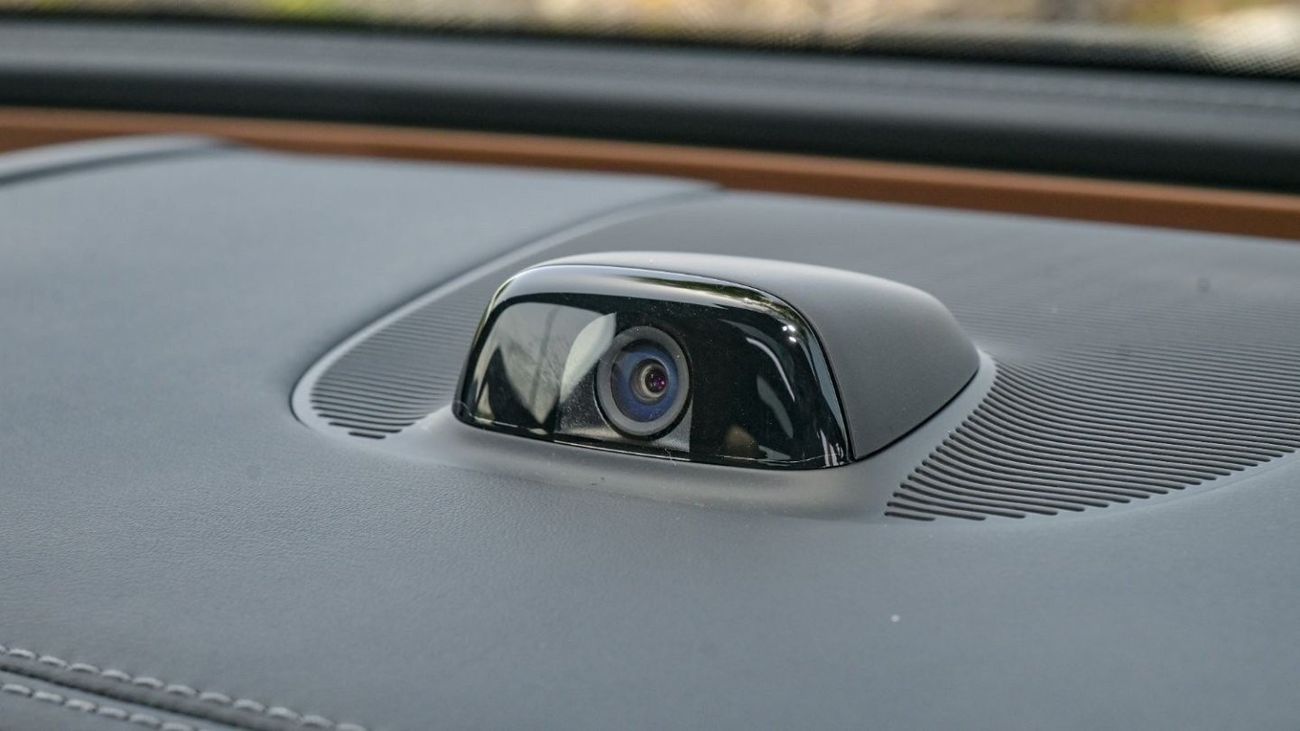 مرسيدس بنز E200 Mercedes-Benz E200 Premium Plus | AMG Night Package | Hyper Screen | Fully Loaded 2024 Brand New