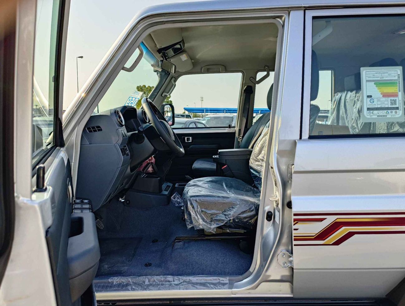 تويوتا لاند كروزر 70 LC76 / M/T / 4.5L V8 DIESEL / FULL OPTION / 4X4 (CODE # 67941)