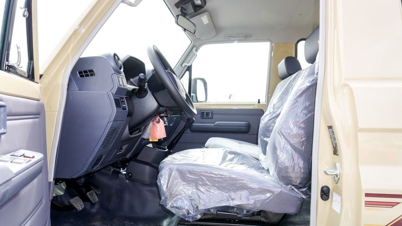 Toyota Land Cruiser 70 4.0 L V6