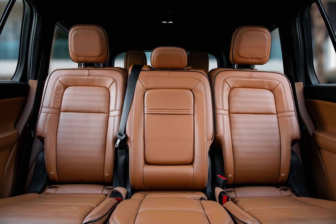 لينكولن أفياتور Aviator Presidential | 3,917 P.M | 0% Downpayment | Excellent Condition!