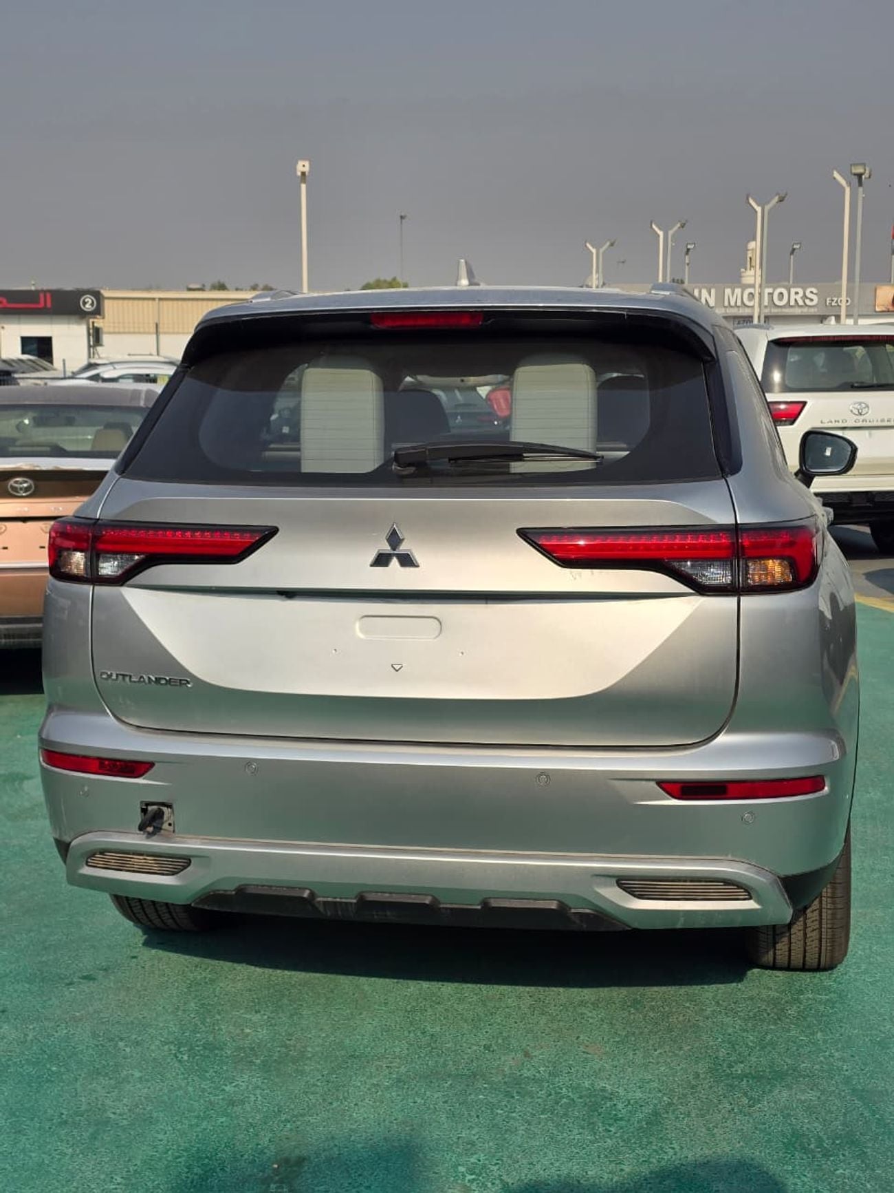Mitsubishi Outlander H-LINE 2.5L 2026