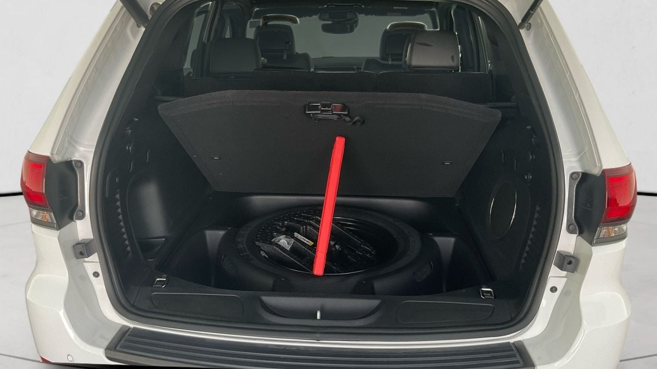 جيب جراند شيروكي 80th Anniversary Edition | شامل الضمان | 0 ﺪﻔﻋﺓ ﺃﻮﻟﻯ