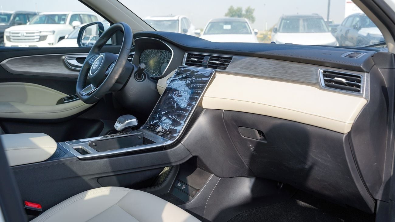 أم جي RX5 MG RX5 PLUS 2025 – فئة ديلوكس (N-RX5-DEL-1.5-25) محرك 1.5 تيربو – SUV – مواصفات خليجية – للتصدير