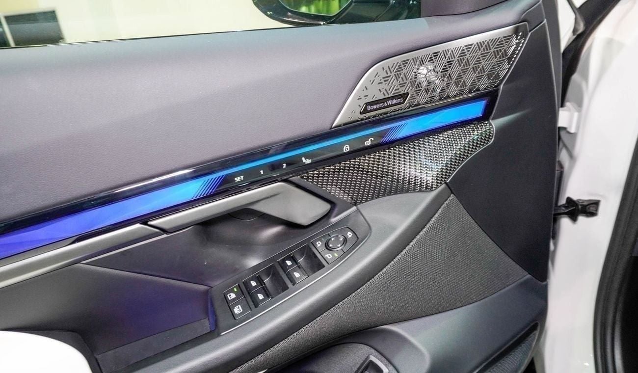 بي أم دبليو 530i Sedan Master M Sport Pack