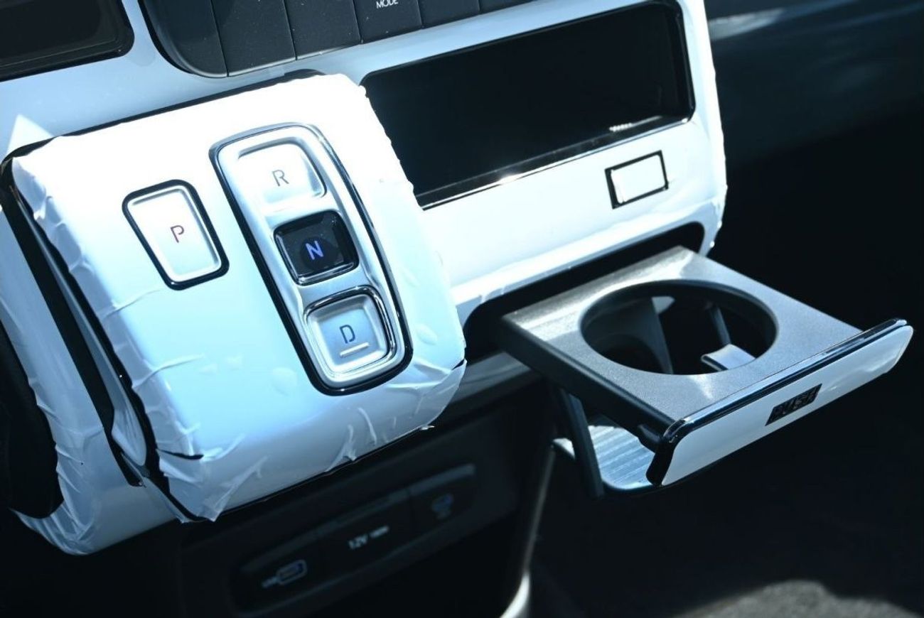 هيونداي ستاريا Hyundai Staria 3.5L V6 Petrol, 9 Seater