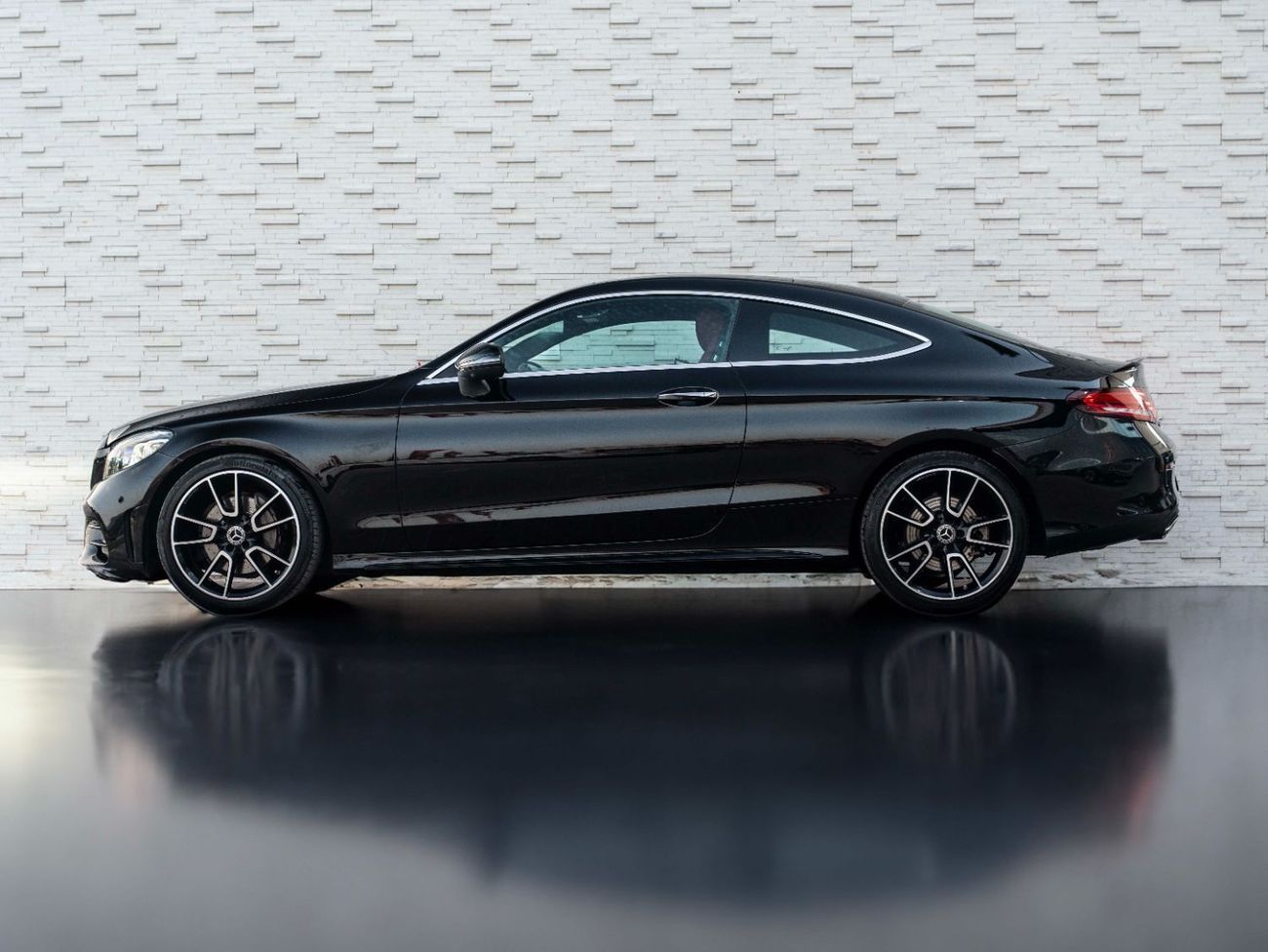 Mercedes-Benz C 200 Premium 2.0L