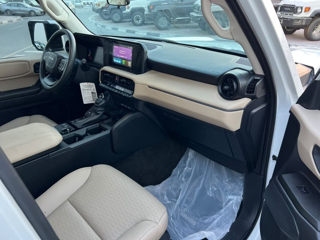 Toyota Land Cruiser 2024 Toyota Land Cruiser Prado TX TURBO Full Option 2.4L V4 - Sunroof - 4x4 - Cool Box - Leather Sea