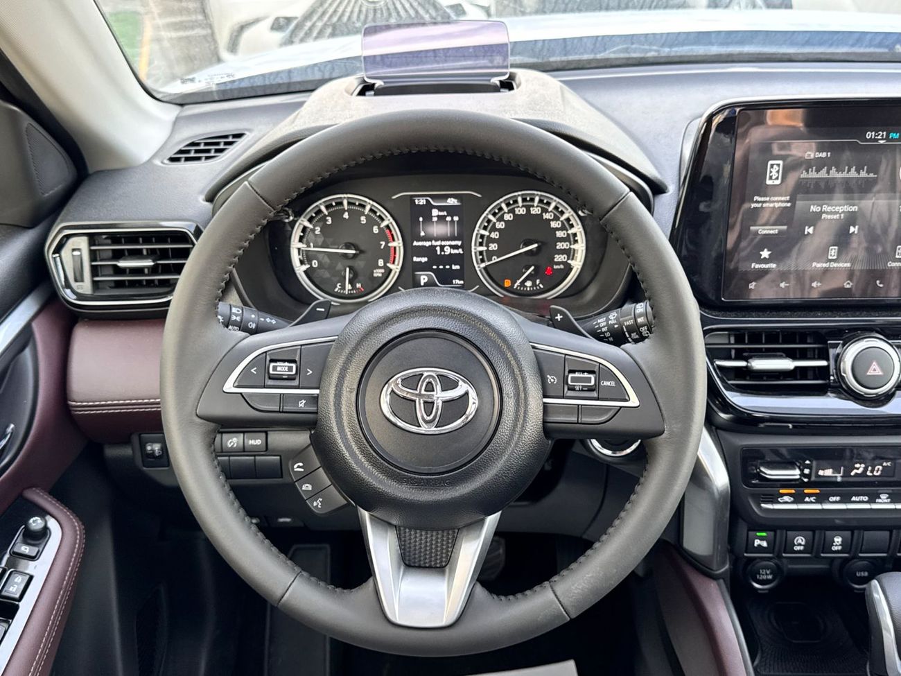 Toyota Urban Cruiser 2025 TOYOTA URBAN CRUISER GLX 1.5L PETROL (360 CAMERA + HUD) A/T FWD GCC BRAND NEW 0KM