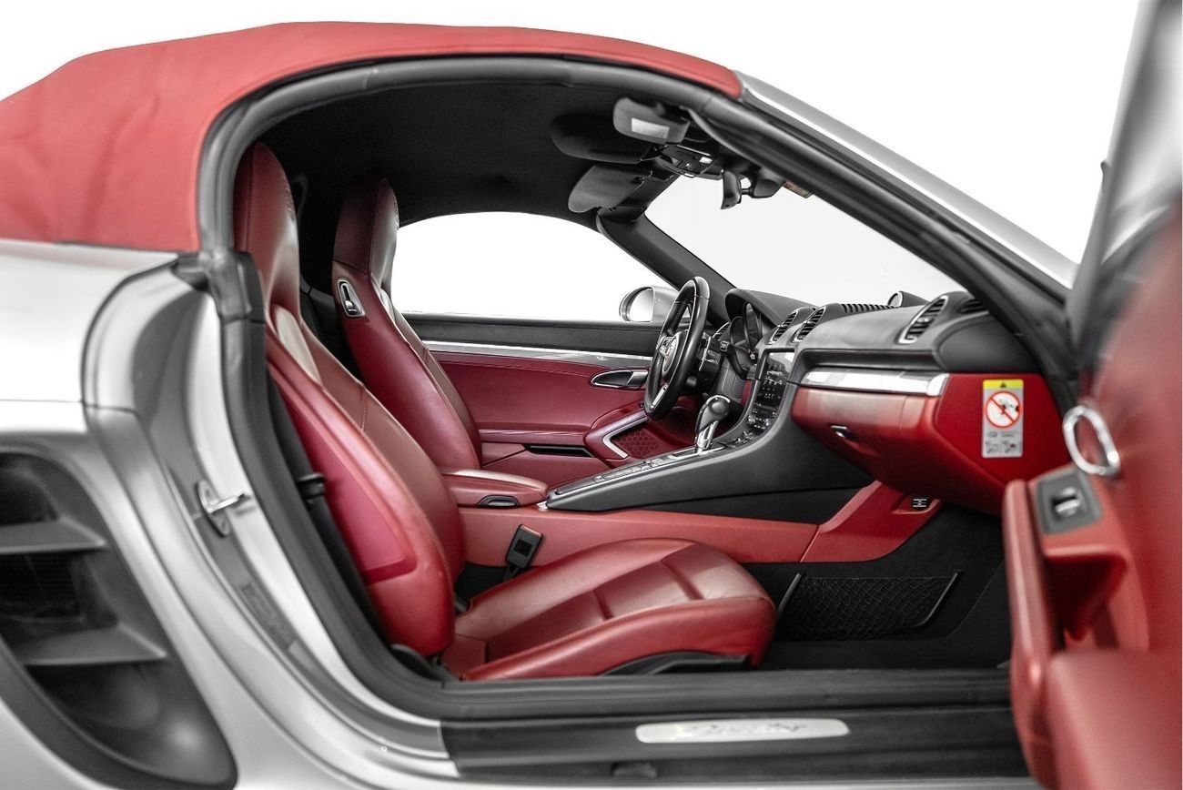 Porsche 718 Boxster Std 2.0L A/T