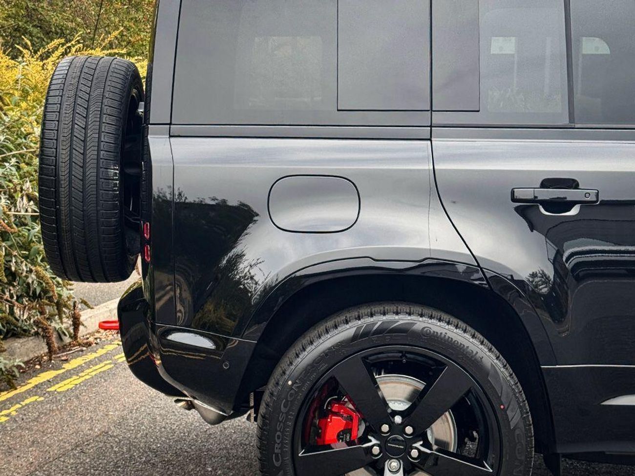 لاند روفر ديفندر 