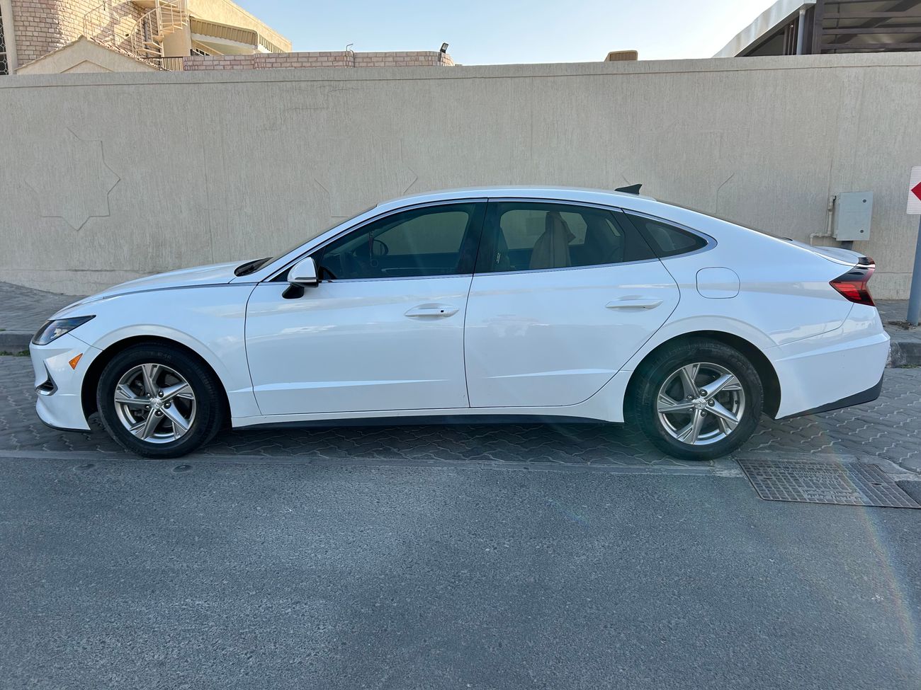 Hyundai Sonata SE 2.5L