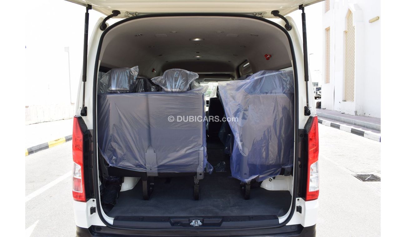 Toyota Hiace GLS - High Roof Toyota Hiace Highroof Bus 13 seater 3.5L, model:2020. Only done 83000 km